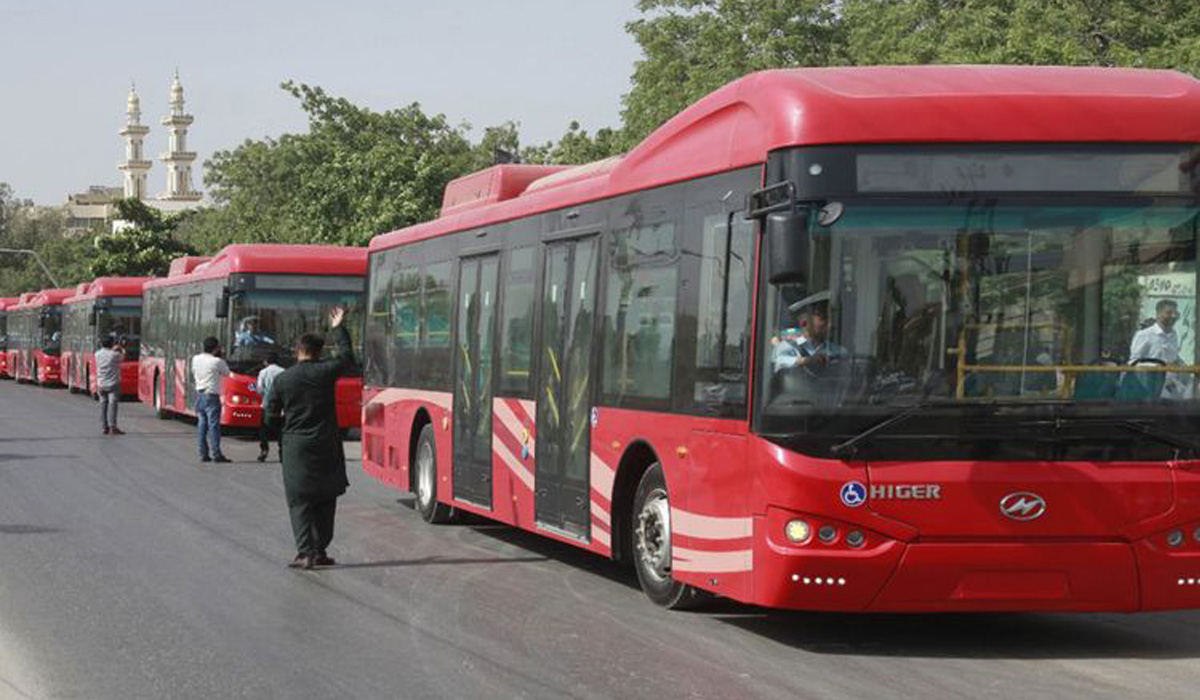 Trial run of Chinese diesel-electric hybrid buses begins in Pakistan 